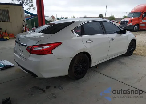 2016 Nissan Altima 2.5/2.5 S/2.5 Sl/2.5 Sr/2.5 Sv z USA, uszkodzony, nr VIN 1N4AL3AP3GC255698